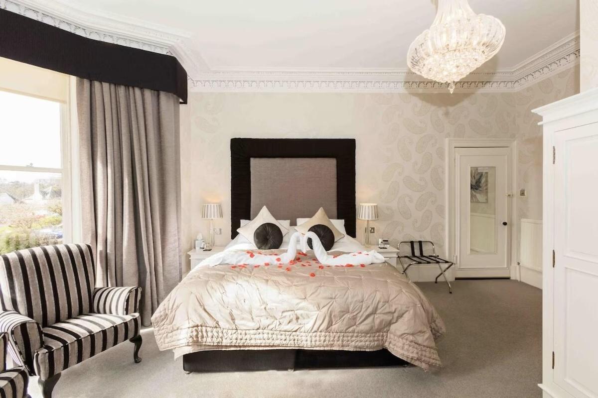 The Abbotsford 4*